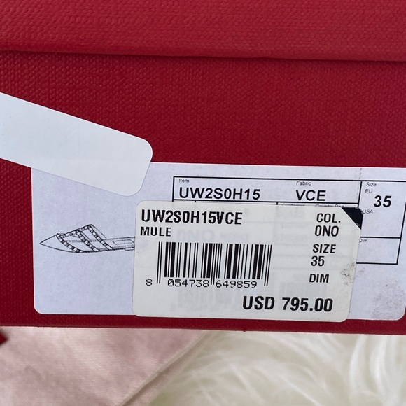 Sold! Authentic Valentino sandals - Picture 5 of 7